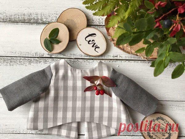 Шьем жакетик на подкладке для мишки Тедди Сложность: средняя
Время работы: 2 часа Материалы: хлопок 100%, ножницы, иголка, нитки хлопокСо слов автора. Сегодня я хочу показать вам, как я шью одежду на подкладке для своих зверей.
В данном случа...