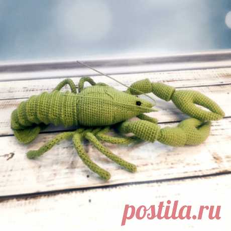Речной рак амигуруми. Схемы и описания для вязания игрушек крючком! Бесплатный мастер-класс от Юлии Басенковой по вязанию речного рака крючком. Длина вязаной игрушки примерно 20 см без учета клешней. Для изготовления р…
