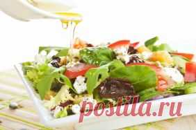 Заправки для салатов: Три вкусных идеи