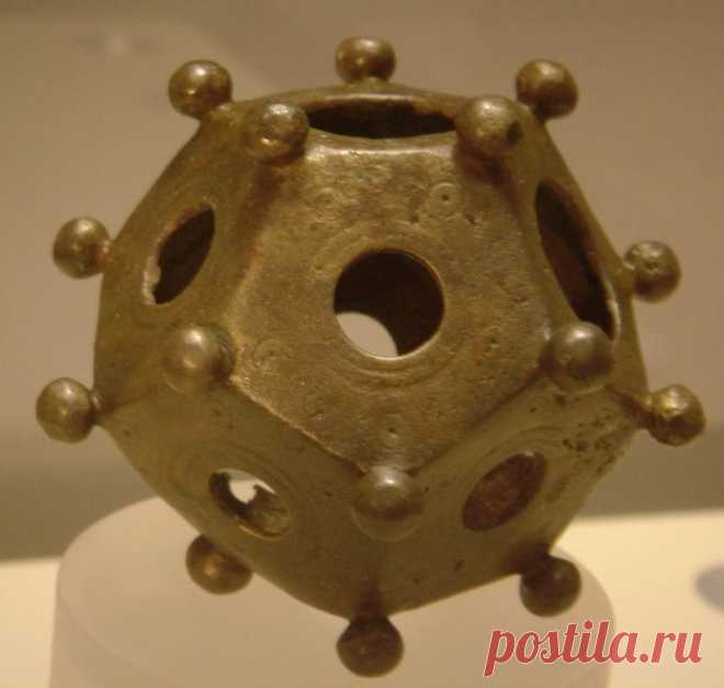 Неуместный артефакт найден в раскопках гробницы