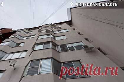 В российском городе 20-летний дом превратился в Титаник