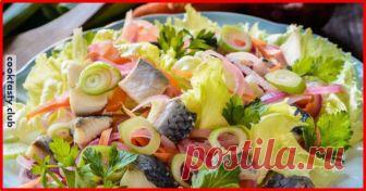 Слабосоленая сельдь – продукт весьма полезный. В ее состав входит легкоусвояемый белок, жирные кислоты Омега-3, антиоксидант селен, а также – фосфор, калий, кальций, йод, железо, магний, цинк и витамины А, РР, С, D, B9, В1. Регулярное употребление сельди помогает вывести из организма плохой холестерин. Сосуды очищаются от шлаков и становятся более эластичными. Отдельная тема – […]