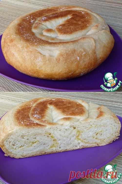 Хлеб с чесноком и сыром.