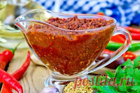 Готовим аджику на зиму: семь оригинальных рецептов на любой вкус