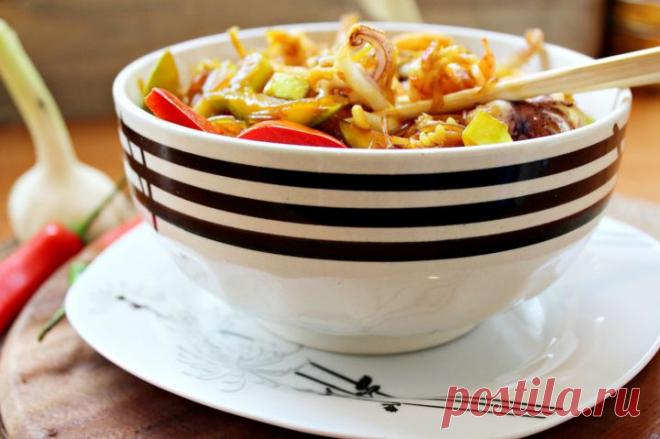 Фунчоза с овощами и морепродуктами - пошаговый рецепт с фото - как приготовить - ингредиенты, состав, время приготовления - Леди Mail.Ru