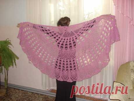 Шаль полукругом