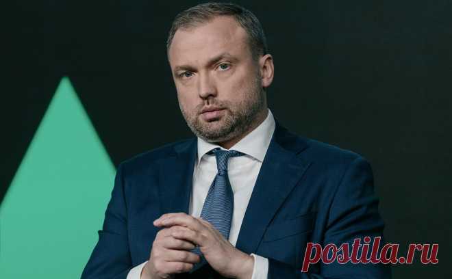 К первому заму владимирского губернатора пришли силовики. В отношении первого замгубернатора Владимирской области Александра Ремиги проводятся следственные действия, сообщили «Зебра ТВ» в пресс-службе главы региона Александра Авдеева.