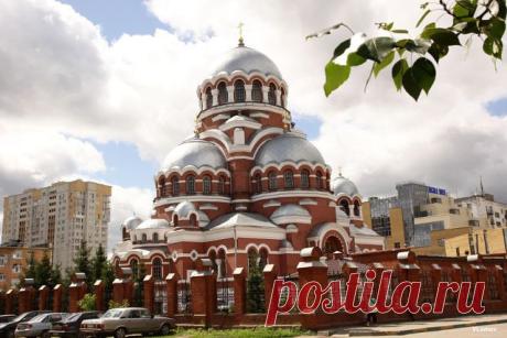 БЕСПЛАТНЫЕ МЕРЦАЮЩИЕ ОТКРЫТКИ И ПЛЕЙКАСТЫ
Валера Ломов