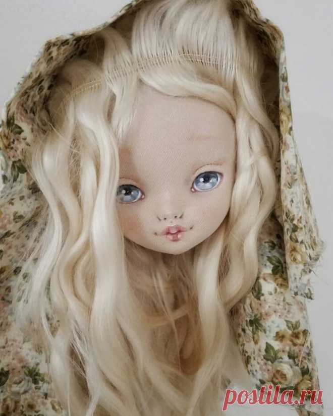 Olga authordolls в Instagram: «Расписала третью девочку🤗 Хотя собиралась одеть первую😳  Действую по вдохновению обычно🤗  По идее первая и последняя девочка должны были…» 770 отметок «Нравится», 89 комментариев — Olga authordolls (@yermak_olga) в Instagram: «Расписала третью девочку🤗 Хотя собиралась одеть первую😳  Действую по вдохновению обычно🤗  По идее…»