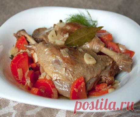 Тушеные утиные ножки