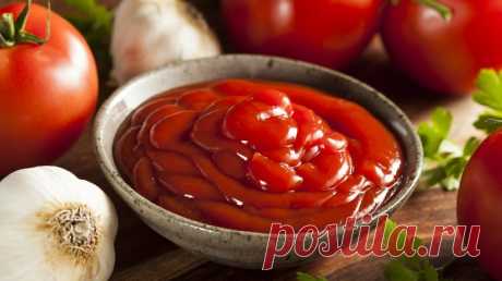 Рецепт домашнего кетчупа - Вкусные Идеи Рецепт домашнего кетчупа имеют один серьёзный недостаток – они очень вкусные, поэтому, его всегда не хватает до следующего сезона, сколько бы вы не сделали.