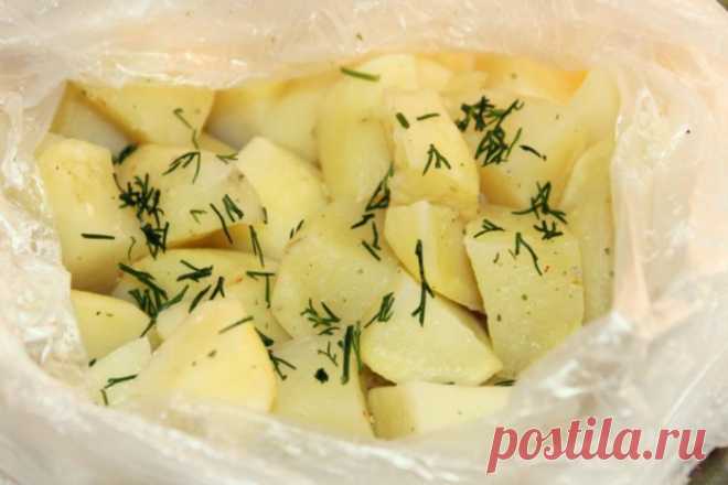 Картошка в микроволновке в пакете: пошаговые рецепты с фото для легкого приготовления 🚩 Кулинарные рецепты