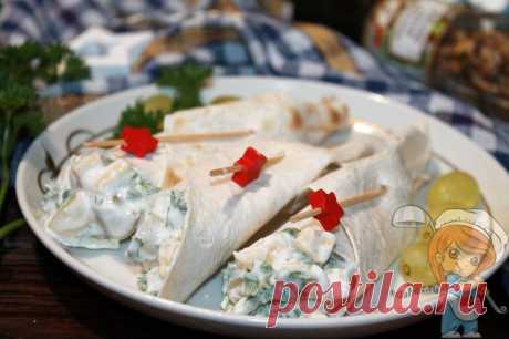Кулечки из лаваша с сыром и виноградом: быстрая закуска на праздничный стол - Пошаговые фото рецепты без дрожжей, без муки, без мяса, без масла, без яиц Праздничный стол невозможен без закусок. Кулечки из лаваша с сыром и виноградом на Новый Год точно вызовут восторг. Простая технология и доступные продукты, минимум усилий и максимум результата.