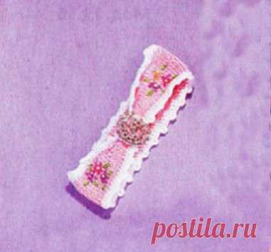 МК по вязанию спицами розового ободка для девочки с подробным описанием и схемой