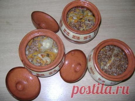 Греча с курицей в горшочках, или Когда запасы картошки иссякают