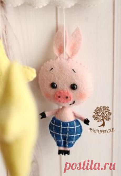 Детский мобиль из фетра для детской кроватки "Винни-Пух и все-все-все" – купить или заказать в интернет-магазине на Ярмарке Мастеров | Всем здравствуйте от героев одного из самого…