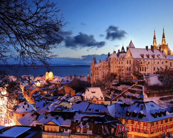 Картинки вечер, дома, швейцария, озеро, замок, lake, neuchatel, neuchatel, castle, город - обои 1280x1024, картинка №441054