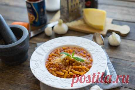 Паста в собственном соку с фасолью и томатным соусом🍅