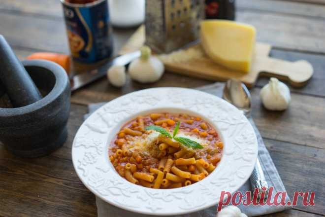 Паста в собственном соку с фасолью и томатным соусом🍅