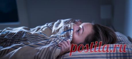 «Если мертвые приходят в наши сны, то не затем, чтобы переманить нас в свой мир, а чтобы заставить нас жить дальше». Профессор психологии и этнопсихотерапевт объясняет, почему нам снятся умершие люди. #сон #психологияличности #детииродители #самопознание