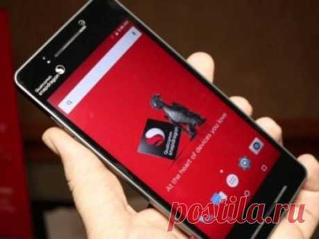 Nokia и Qualcomm не показывали новый флагман на CES 2017 На этой неделе в сети активно обсуждалось видео с выставки CES 2017, на котором были продемонстрированы два неизвестных смартфона на базе чипсетов Qualcomm Snapdragon 821 и 835. Стенд показывал возможности электронной стабилизации при съёмке видео на движущейся платформе. Несмотря на отсутствие явных признаков, многие посчитали, что перед нами грядущий флагман Nokia 8 на Android. Тем не менее день назад компания Qualcomm опровергла слухи…