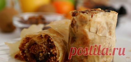 PREDIVNA PITA SA SUVIM VOĆEM – Kuhamo za vas