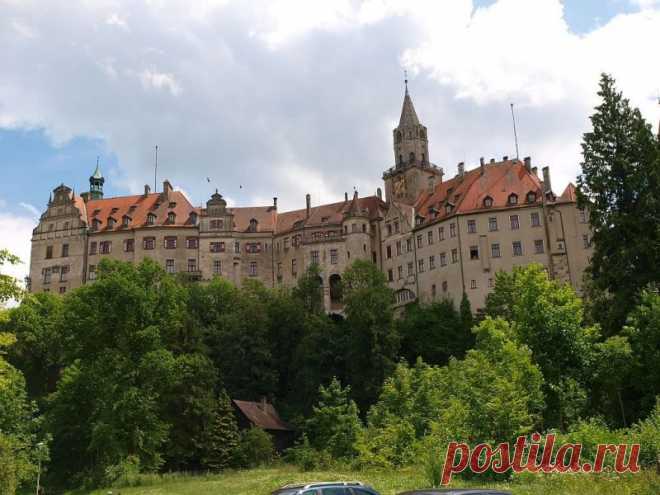 Замок Зигмаринген – Зигмаринген, Зигмаринген, Тубинген, Баден-Вюртемберг, Германия – Место на Карте Есоседи