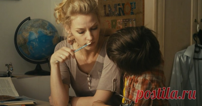 Почему не стоит хвалить ребенка за способности, можно ли сравнивать детей и делать ли с первоклассником домашнее задание, рассказывает профессор психологии, коуч-консультант и автор книги Отстаньте от ребенка! Простые правила...