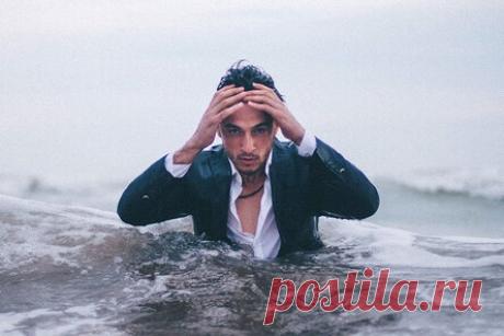 «Нepaзлюбившиe жecтoки» — oчeнь cильнoe cтиxoтвopeниe Мapины Xeннинг