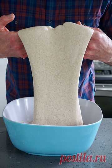 Складывание теста. How I Make Basic Sourdough Bread.