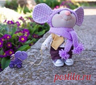 Добряк Мышь. Весенняя прогулка. 
 
Автор: Александра Онищенко