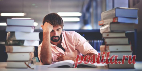 Говоря об обучении на протяжении всей жизни, мы обычно думаем только о тех знаниях и навыках, которые получим в будущем. Тот факт, что для этого нужно будет избавиться от устаревшей информации, от ненужных привычек и взглядов, мы как-то упускаем из виду. И хотя мы иногда не можем вспомнить, где оставили ключи, процесс забывания старых навыков и знаний оказывается достаточно трудным.