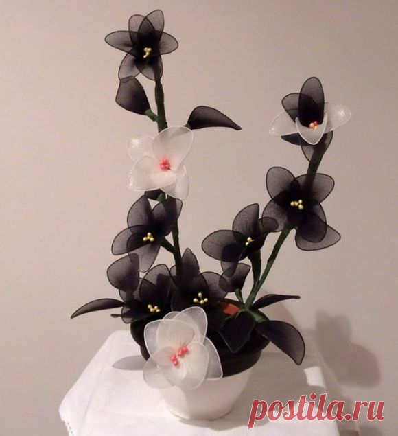 История изготовления цветов из капрона