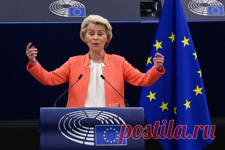 Речь главы ЕК в Европарламенте завершилась под собачий лай. Речь главы Еврокомиссии Урсулы фон дер Ляйен в ходе пленарной сессии Европарламента закончилась под звук собачьего лая, который неожиданно зазвучал из динамиков зала заседаний. На опубликованных видеокадрах видно, как после завершающей речь фразы главы ЕК «да здравствует Европа!» в динамиках зазвучал собачий лай.