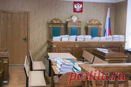Обвиняемый в изнасиловании и убийстве студенток в Гае предстанет перед судом. Обвиняемый в изнасиловании и убийстве трех студенток в Гае Александр Лазарев предстанет перед судом — заместитель прокурора Оренбургской области утвердил обвинительное заключение по этому уголовному делу. Фигурант пойдет под суд по шести статьям УК РФ. Ранее он уже был судим за убийство.