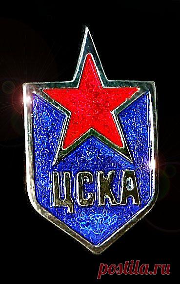 Выбор эмали для запонок и не только 
Все, кто хоть раз видел настоящую эмаль на ювелирном изделии, были поражены её красотой и глубиной цвета. Такие цвета, которые можно получить с помощью эмали, даже невозможно представить себе: от прозрачного перламутра до чёрной сажи, рубинового кровавика и тёмно-синего кобальта.
В этой статье я вам расскажу, какие бывают эмали и как их кладут на ювелирное изделие. Эмали бывают двух видов: горячие и холодные Различаются они по следующим характеристикам Для