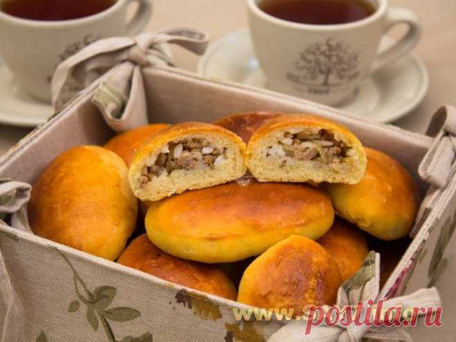 Пирожки с фаршем и рисом