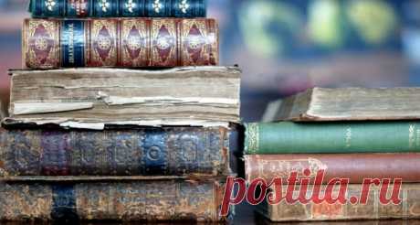 Как определить стоимость старинной книги | Чёрт побери Существует мнение, что антикварной можно считать книгу, которая была издана более пятидесяти лет назад. Однако под это определение попадает и множество советских изданий, которые, в большинстве своем, не представляют особой ценности. Чтобы точно определить цену старинной книги, необходимо быть страстным коллекционером, профессиональным букинистом или библиофилом. А как определить стоимость книги дореволюционного издате...