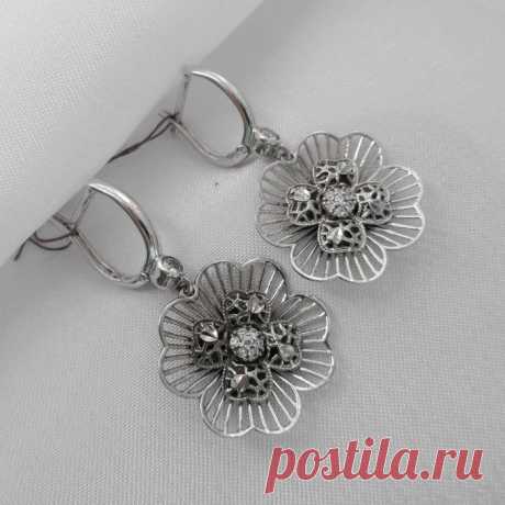 Серебряные серьги с черной эмалью