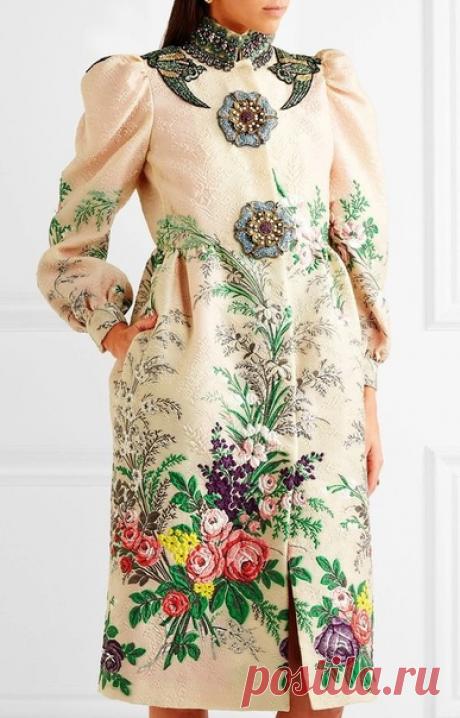 Идеи для вышивки на пальто.