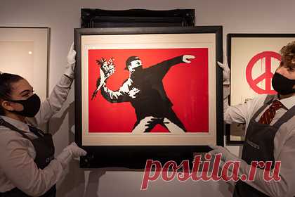 Работы Бэнкси продадут за криптовалюту. Аукционный дом Sotheby’s анонсировал продажу двух картин всемирно известного уличного художника Бэнкси за криптовалюту. Ставки на покупку работ «Любовь витает в воздухе» (Love Is In The Air) и «Охотники за тележками» (Trolley Hunters) будут осуществляться в валюте Ethereum в режиме реального времени.