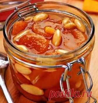 Вкуснейшее варенье с курагой, лимоном и миндалем