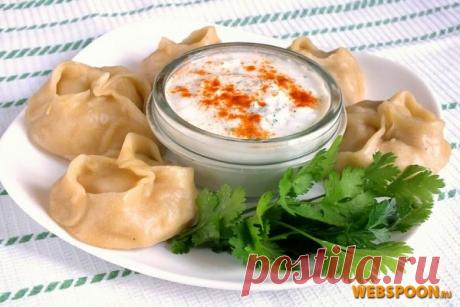 Манты с тыквой рецепт с фото  Готовим манты с тыквой 
Манты с тыквой — традиционное узбекское блюдо с прекрасными вкусовыми качествами, которые наверняка оценят любители тыквы. К тому же, тыква приготовленная на пару очень полезна. 
В классическом рецепте используется курдючное сало — продукт довольно редкий, поэтому я заменила его на сливочное масло, что вполне допустимо и не менее вкусно. Так же я позволила себе некоторую вольность по отношению к специям и взяла свою люб...