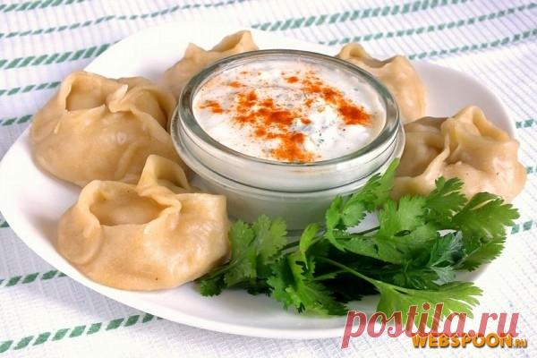 Манты с тыквой рецепт с фото  Готовим манты с тыквой 
Манты с тыквой — традиционное узбекское блюдо с прекрасными вкусовыми качествами, которые наверняка оценят любители тыквы. К тому же, тыква приготовленная на пару очень полезна. 
В классическом рецепте используется курдючное сало — продукт довольно редкий, поэтому я заменила его на сливочное масло, что вполне допустимо и не менее вкусно. Так же я позволила себе некоторую вольность по отношению к специям и взяла свою люб...