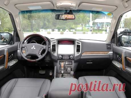 Mitsubishi Pajero 2018: продемонстрирован рестайлинговый вариант