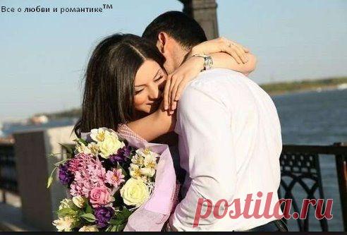 Я говорю ему: "Тошнит, недосыпание и рвота, возможно просто приболела", а он мне улыбаясь смело-смело: "Наверное я стану папой, моя ты Королева".