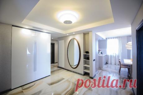 Прихожая в белом цвете. Прихожая в светлых тонах. 
#justhome #джастхоум #джастхоумдизайн Just-Home.ru
Бесплатный каталог дизайн проектов квартир.
Более 900 практичных и бюджетных проектов .
Переходите на сайт и выбирайте лучшее!
#дизайнкорридора
#ремонткоридора
#интерьеркоридора
#дизайнинтерьеракоридора
#коридор
#дизайнквартиры
#идеиквартиры
#ремонтвдоме
#фотоквартиры
#дизайн