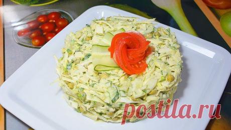 Пошаговый рецепт вкусного и быстрого салата с капустой, яйцом, огурцом и зелёным горошком - Простые рецепты Овкусе.ру