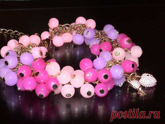 Браслет из кварца,на цепочке с застёжкой.