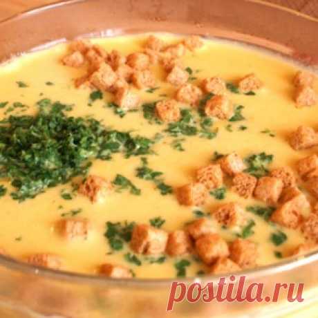 Этот сырный суп сможет приготовить каждый. А по вкусу — само совершенство!